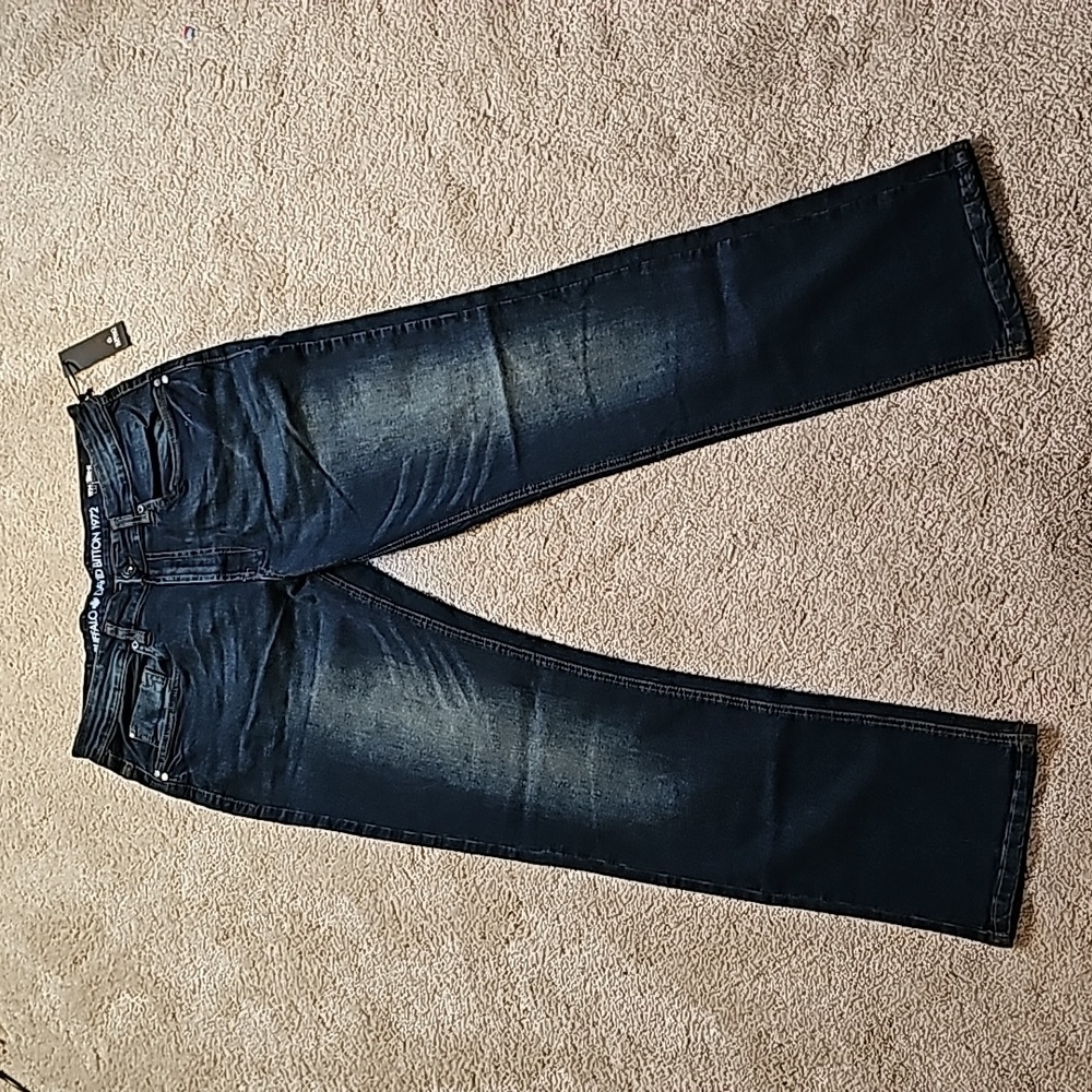 NWT MENS Buffalo David Bitton Demin Jeans Six-X Size 34/32